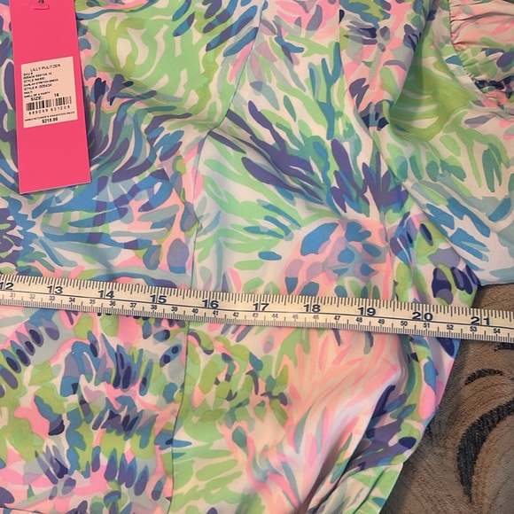Lilly Pulitzer Darlah Romper dress  “Shell of a party” - Picture 9 of 10
